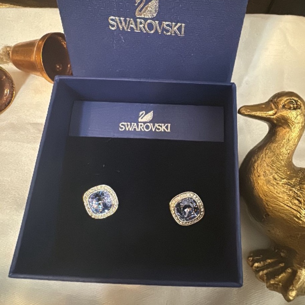 Swarovski Provence Lavender Earrings